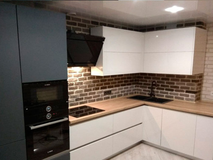 нестандартная угловая кухня